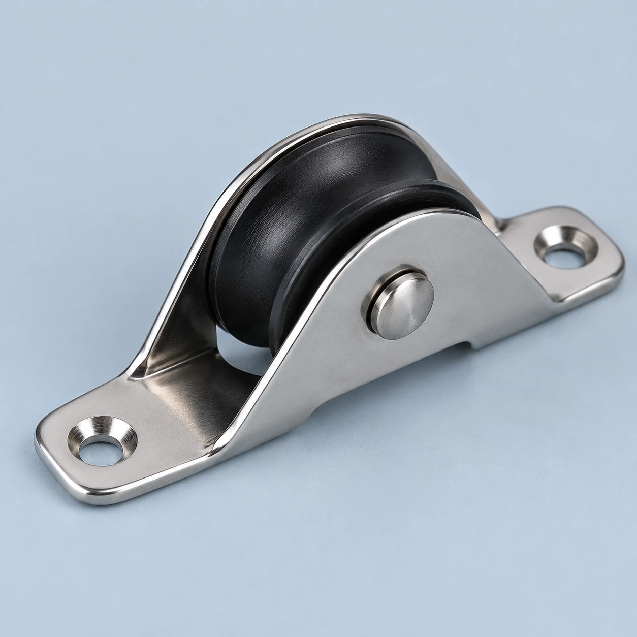 Low-profile cheek block